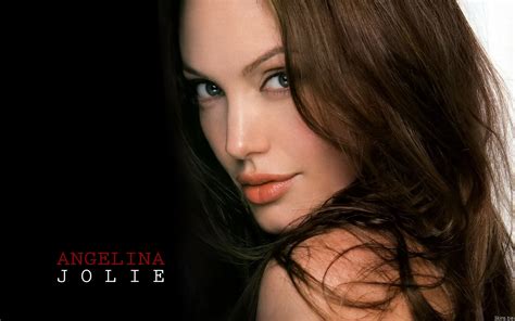 Celebrity Angelina Jolie Hd Wallpaper