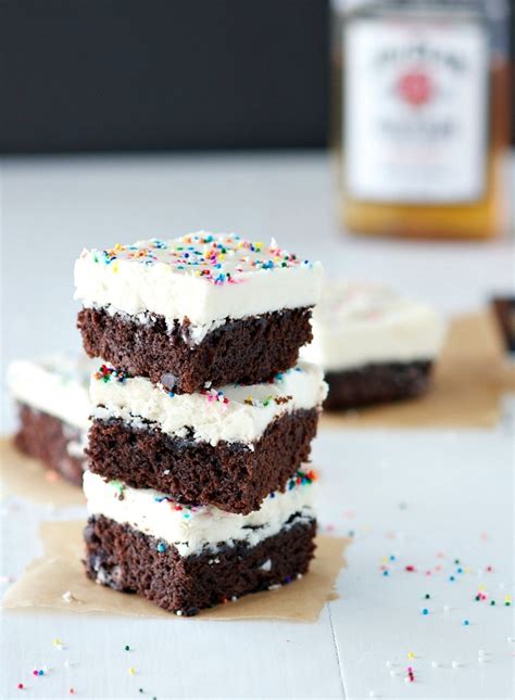 19 Delicious Desserts To Make With A Box Of Brownie Mix