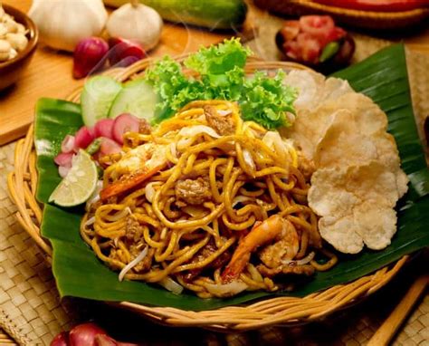 20 Tastiest Traditional Meals In Indonesia