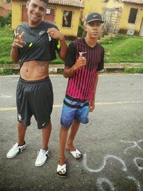 Homens Pelados Boys Favela E Comunidade Slum