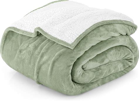 Utopia Bedding Sherpa Blanket Twin Size Sage Green 90x66