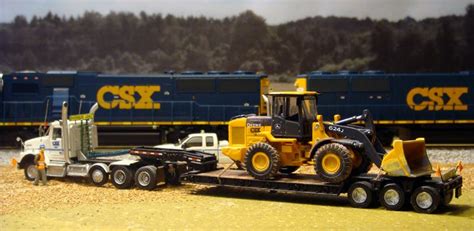 Csx Kenworth T800 Truck Tractor And Lowboy Trailer Trucks Tractors