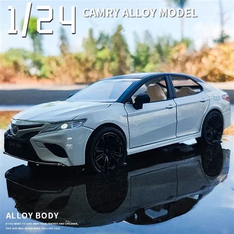 1 24 Toyota Camry Alloy Car Model Diecast Metal Toy Vehicles Car High