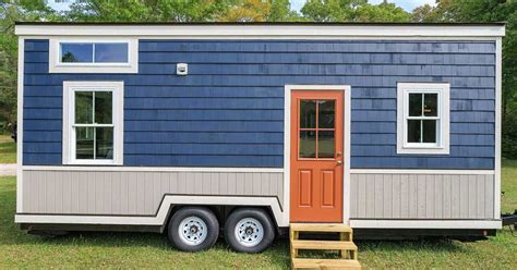 Tour This Beautiful 2 Bedroom Tiny House On Wheels With Us