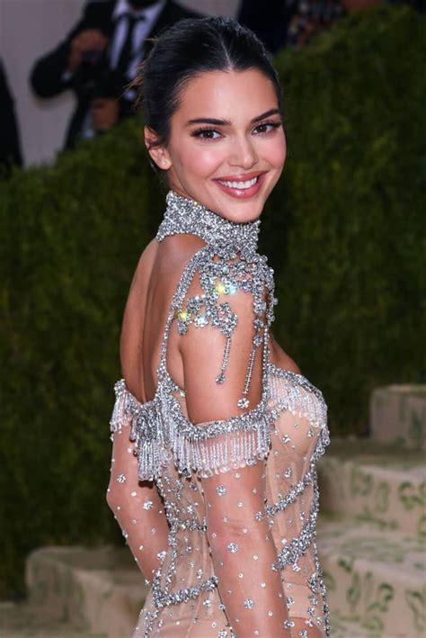 Kendall Jenner Baffled By The Word Frugal In New Kardashians Interview