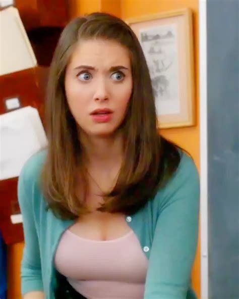 Alison Brie In Community Hotties Heartstoppers And Babes Armessa