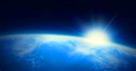 Lapisan atmosfer yang menyelimuti bumi disebut atmosfer bumi. Ciri-Ciri Struktur Lapisan-Lapisan Atmosfer ~ Catatan Kecilku