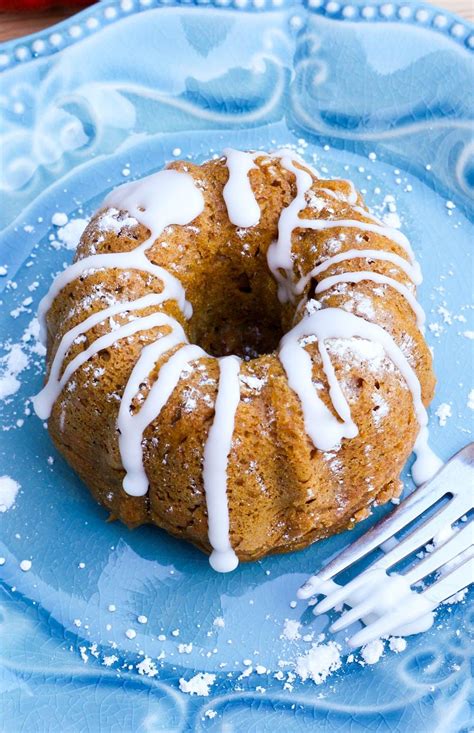 Pumpkin bundt cake with brown butter and bay leaf. 3-Ingredient Pumpkin Mini Bundt Cakes | Recipe | Mini ...