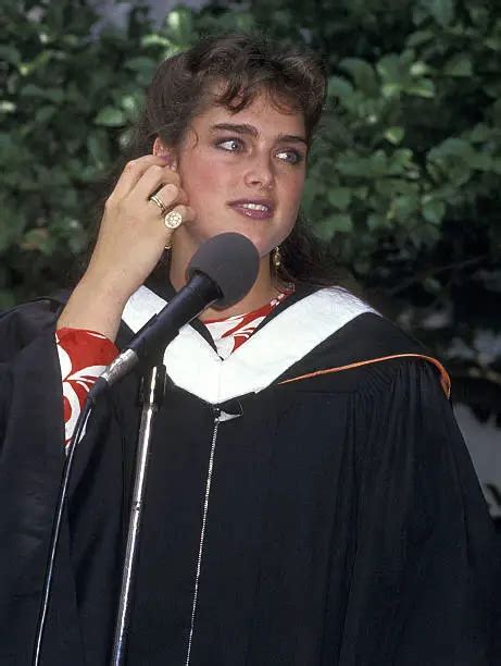 Brooke Shields Attends Princeton University Graduation 1987 Old Photo