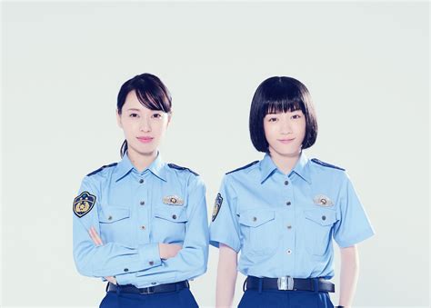 You should upgrade or use an alternative browser. 戸田恵梨香、警察官"あるある"に驚愕!? 永野芽郁と『ハコ ...