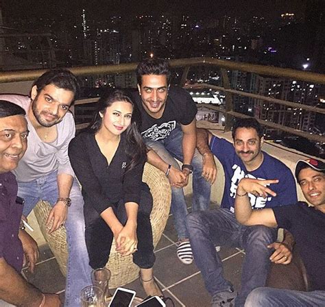 How The Ye Hai Mohabbatein Team Celebrated Aly Gonis Birthday In Pics