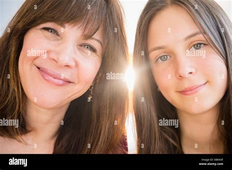 Teenage Mother Teen Mum Mummy Hi Res Stock Photography And Images Alamy