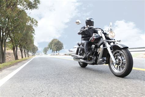 At £3649, the aquila is the priciest 125cc cruiser on the market. HYOSUNG ST7 specs - 2010, 2011 - autoevolution