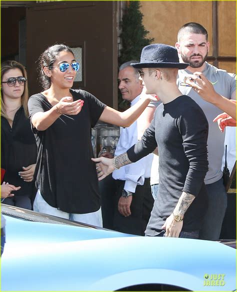 Justin Bieber And Yovanna Ventura Step Out For Beverly Hills Lunch Photo