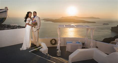 Santorini Island Among Top Destinations For Weddings Abroad Santorini