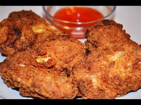 Hot wings with pepper sauce. How To Cook Fried Chicken A La Jollibee