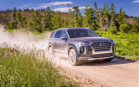 See rating, reviews, features, prices, specifications and pictures. Comparison - Genesis GV80 2021 - vs - Hyundai Palisade ...