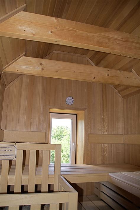 Sie vermietet dort ferienwohnungen in ihrem 'haus am landsende' und berichtete davon erstmals in der erfolgreichen anthologie 'inselstolz' des ankerherz verlags. Ferienhaus Alte Deichkate - lässiger Luxus und echtes ...