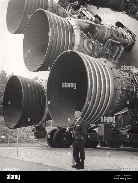 Wernher Von Braun With The F 1 Engines Of The Saturn V First Stage At