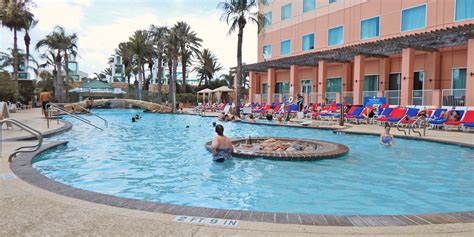 Looking for palm beach water park fun in galveston texas? Moody Gardens Hotel, Spa and Convention Center | Travelzoo