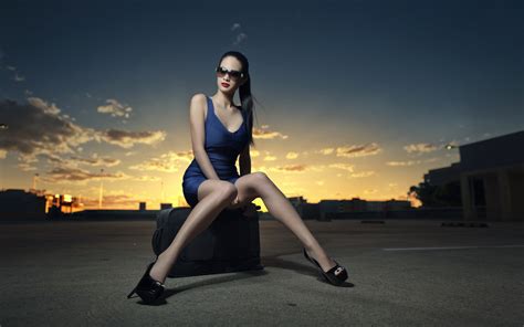 Wallpaper Sports Model Sunset Women With Glasses Sunglasses Legs Sitting High Heels