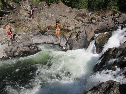 Best Swimming Holes In Portland Places To Swim Near Me Thrillist