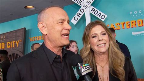 rita wilson gushes over working with husband tom hanks in asteroid city