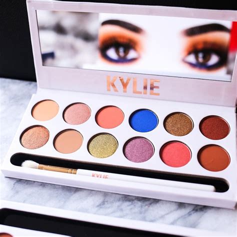Pin By Kayla Lattimore On Kylie Cosmetics Kylie Makeup Eye Makeup