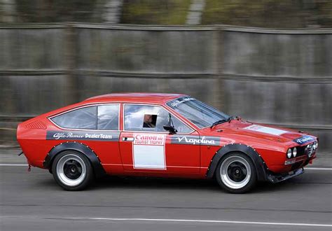 Alfetta Gtv6 Alfa Romeo Race Cars And Fast Road Cars