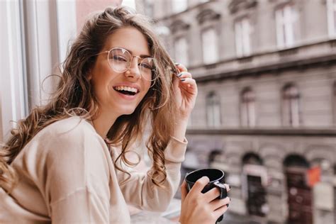 تجدون في هذه الصفحة خلفيات مساجد. صور بنات تضحك , روعة وجمال ضحك البنات - عبارات