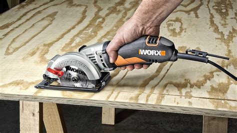 Best Compact And Mini Circular Saws 2021 Reviews And Buying Guide