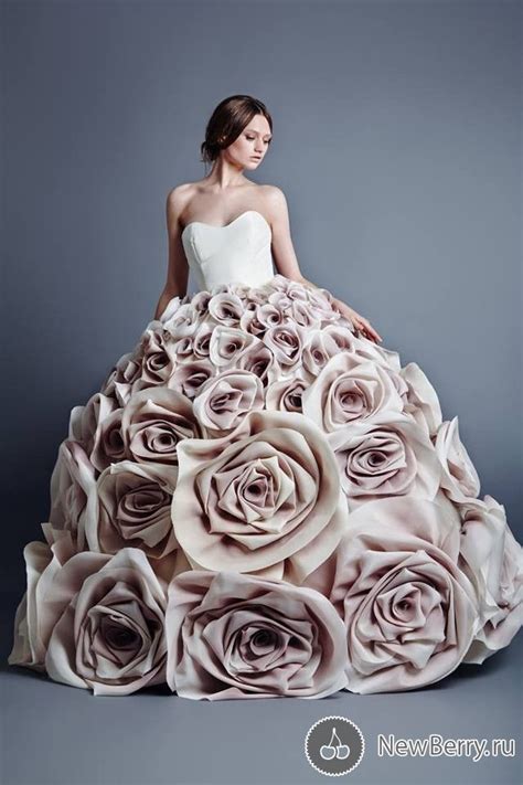 #jean louis sabaji #bridal #wedding #fashion #style #haute couture #couture #beirut #lebanon #lebanese #designer #glamour #belleamira. Jean Louis Sabaji весна-лето 2014 (With images) | Gowns ...