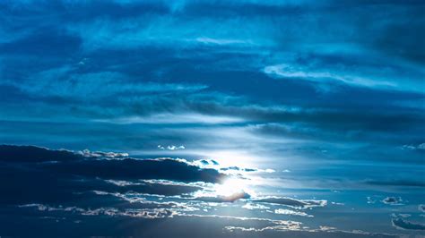 The Bright Sunlight On The Deep Blue Sky Background Time Lapse Stock