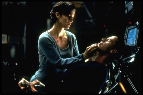 keanu reeves reveals ‘the matrix 4 is a love story but the series has always been a romance