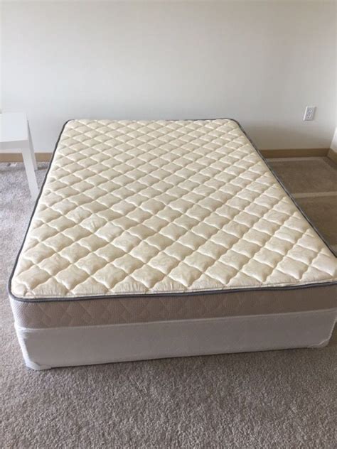 Give your mattress the support it needs with a regular or low profile box spring from star furniture. Full size mattress + box spring (available today only ...