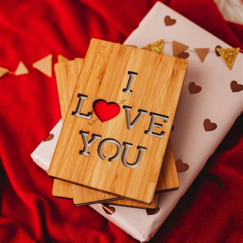 Heartspace Handmade Bamboo Love Card For Mom Grandma Daughter Sister