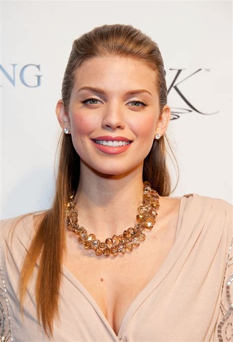 Speaking candidly on wednesday's episode of the. Two Golden Rings: AnnaLynne McCord Stud Earring and Yellow ...