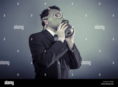 Chemische Gesch Ftsmann Tragen Eines Gask Maske Verschmutzung Konzept Stockfotografie Alamy