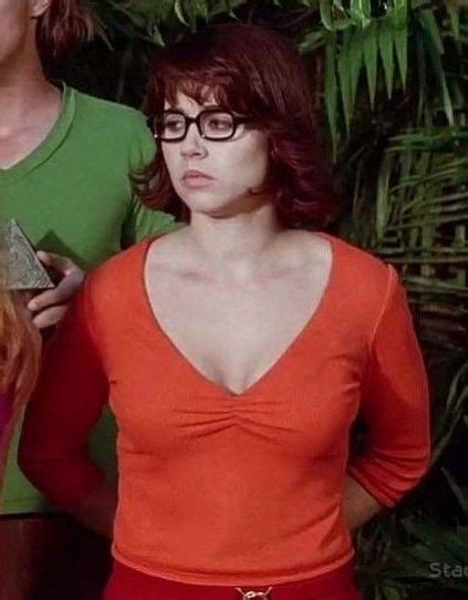 Pin By Ivan Hernandez On Linda Edna Cardellini In Velma Scooby