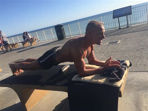 62 year old veteran sets record for holding plank for over 8 hours
