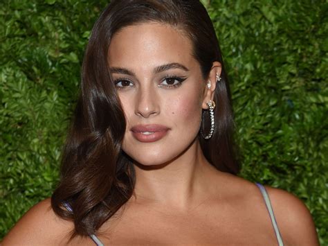 ashley graham revealed how she keeps up a healthy sex life as a new mom business insider india