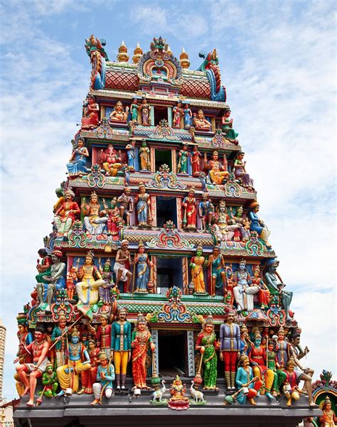 Beautiful Scluptures On Sri Mariamman Temple Picture