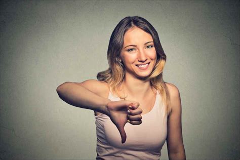 Online dating has become so extensive that it's starting to take the place of a host of offline ways people used to find a relationship, such as a campus, the working world, and one's social circle. What Are The Worst Online Dating Cliches On Men's Dating ...