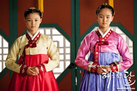 The following the moon that embraces the sun episode 3 english sub has been released. The Moon Embracing The Sun - AsianWiki