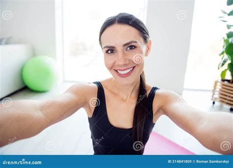 Photo Of Young Beautiful Happy Positive Cheerful Smiling Sportive