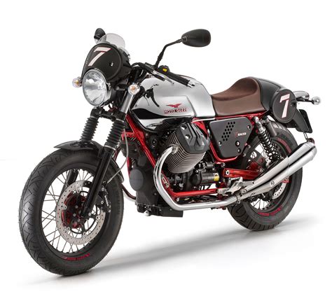 Moto guzzi v7 ii literally has an extra gear. 2014 Moto Guzzi V7 Racer Review