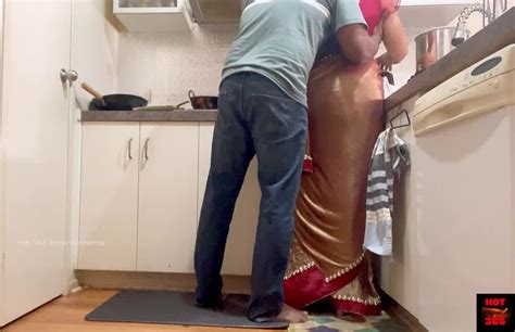 Indian Duo Romance In The Kitchen Saree Fucky Fucky Saree Hoisted