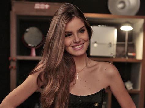 Em vídeo exclusivo conheça Camila Queiroz a protagonista de Verdades Secretas Extras