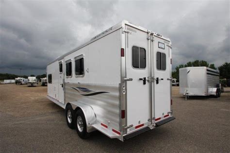 New Living Quarters Featherlite Horse And Livestock Trailers