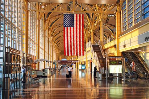 How To Get From Reagan International Airport To Dc